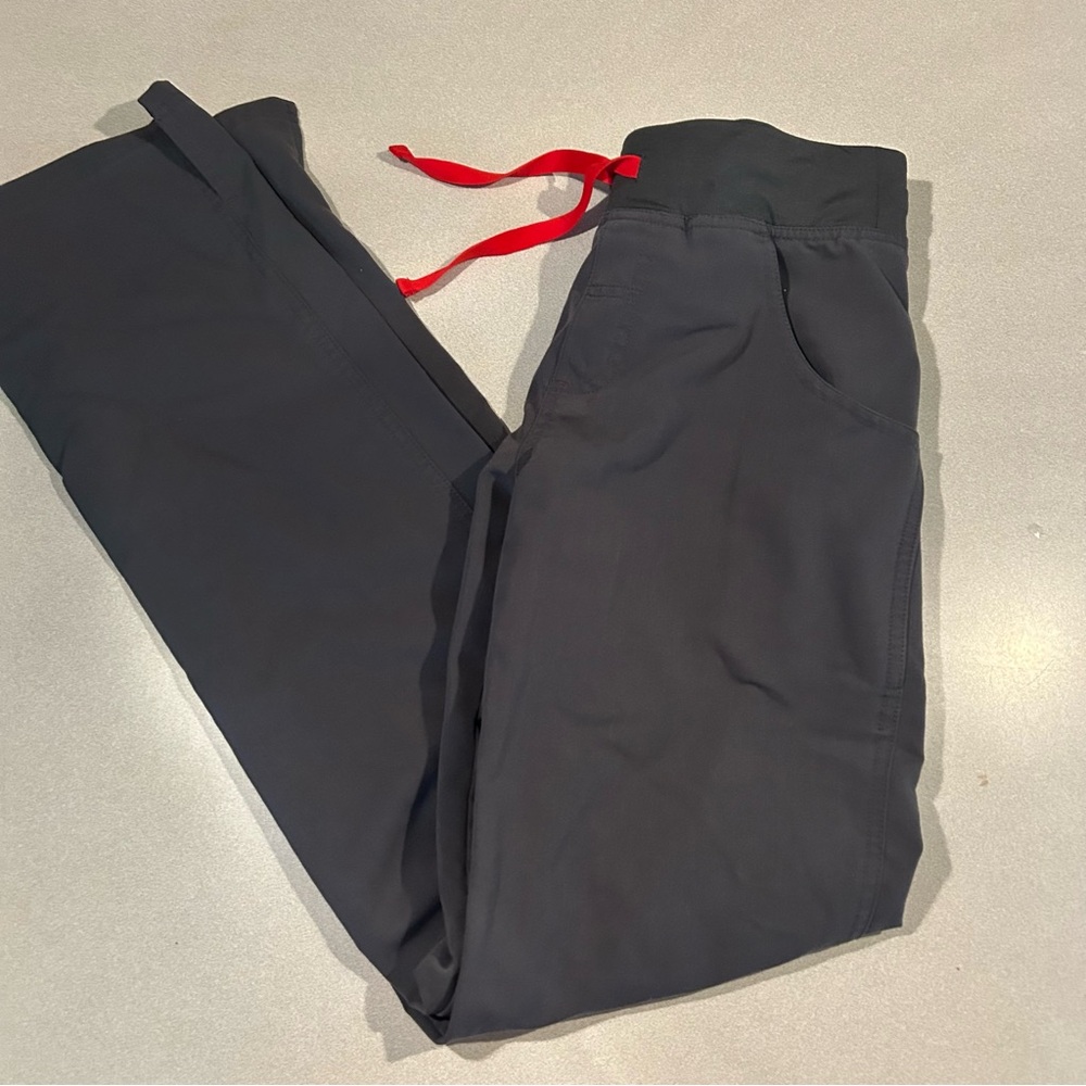 Grey Kade cargo XS/T